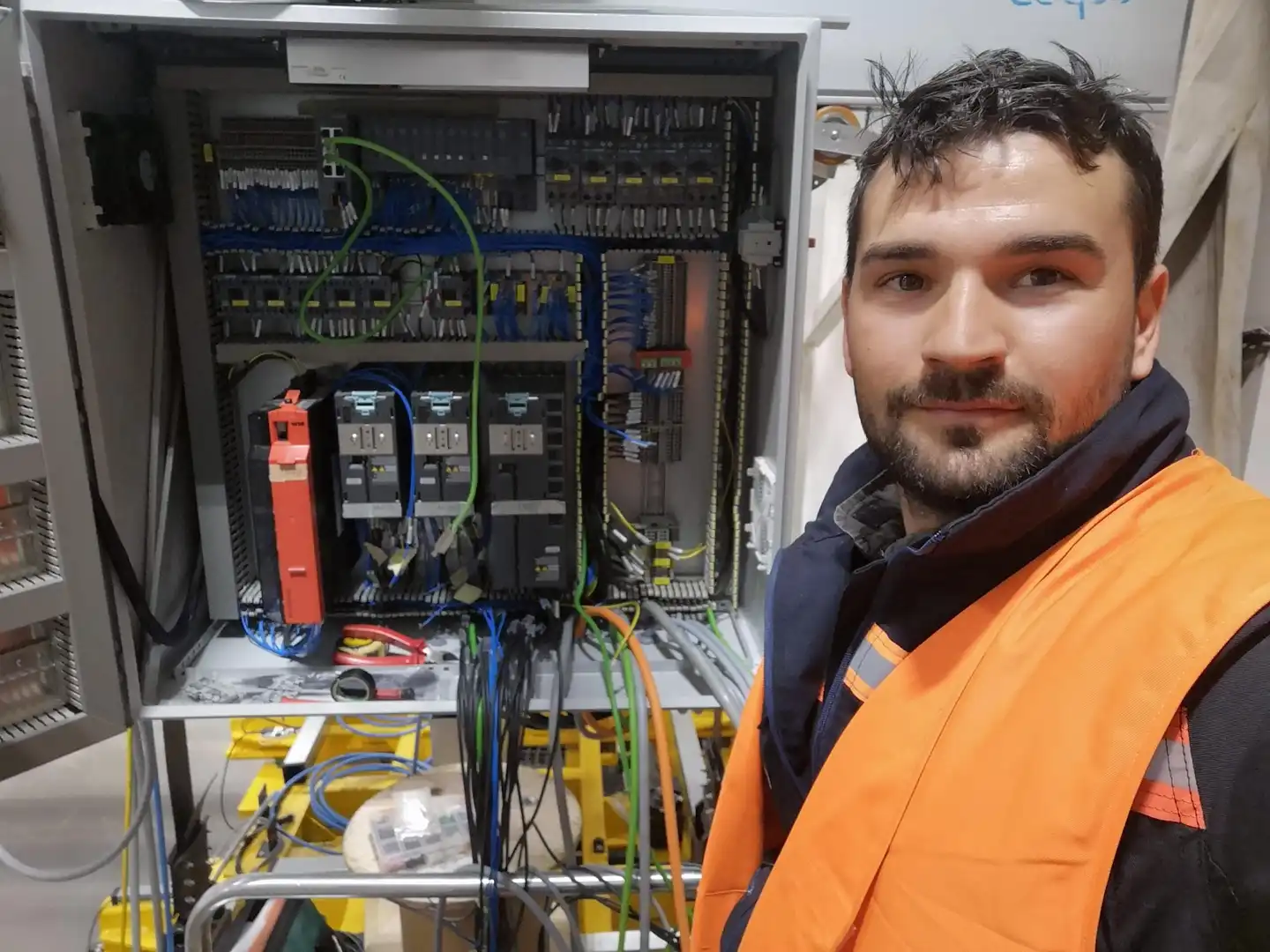 Kocaeli Elektrikçi, Endüstriyel Otomasyon ve Siemens Pano Kurulumu